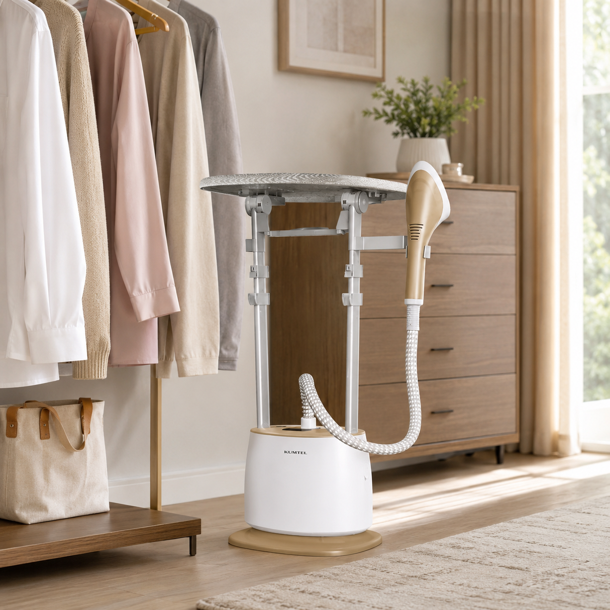 Kumtel 1.5L Professional Garment Steamer with 5 Steam Levels 1580W - HMGSP-05
