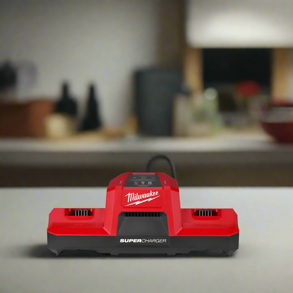 Milwaukee M18™ 18V Dual Bay Super Charger - M18DBSC