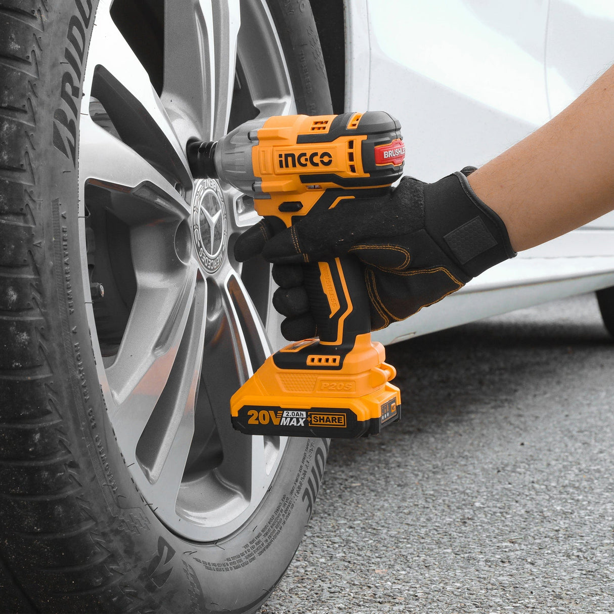 Ingco Impact Wrench & Driver Ingco 1/2" Lithium-Ion Cordless Impact Wrench 300NM with Two 20V 2.0Ah Batteries & Charger - CIWLI2038