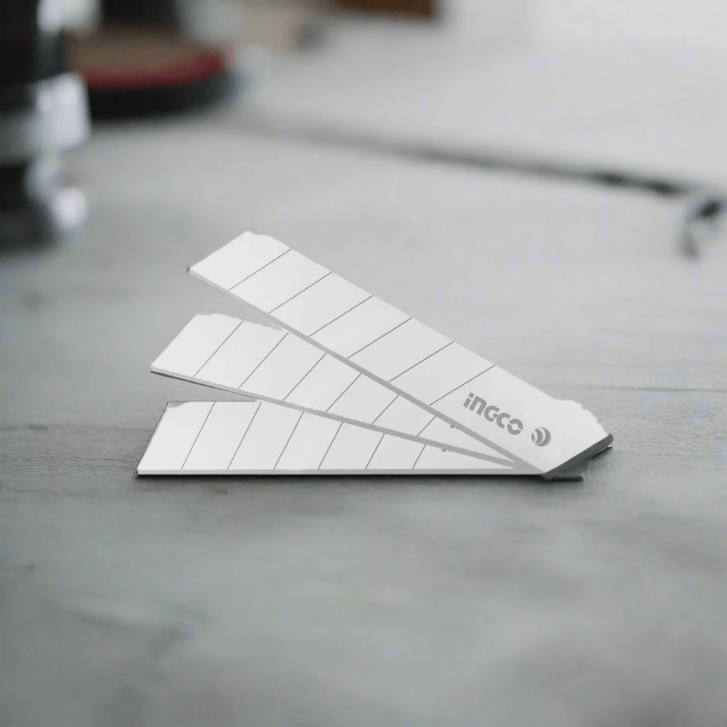 Ingco Multi Tools & Knives Ingco 10 Pieces 18mm Knife Blades Set – HKNSB112