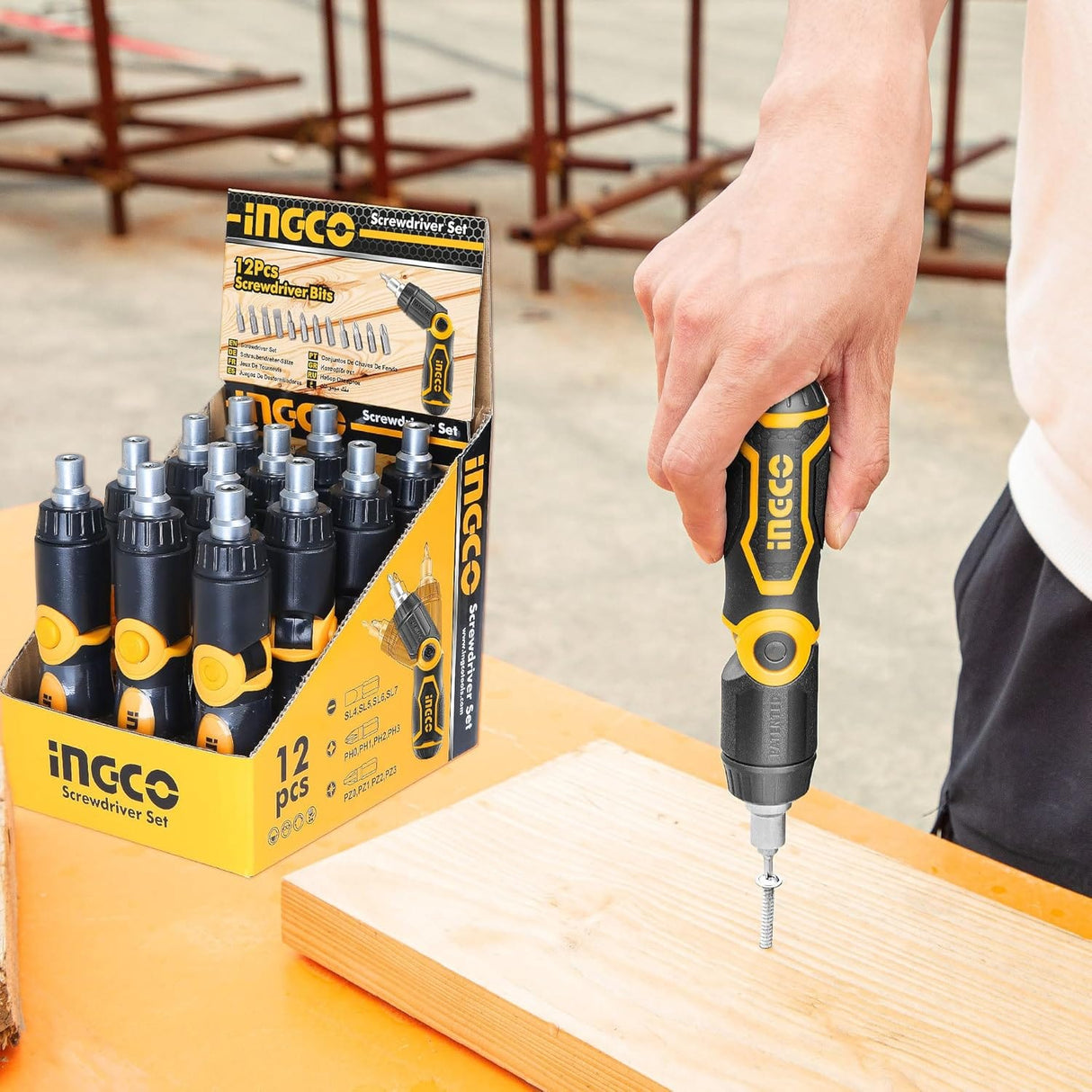 Ingco Screwdrivers Ingco 13 Piece Ratchet Screwdriver Set - AKISD1208
