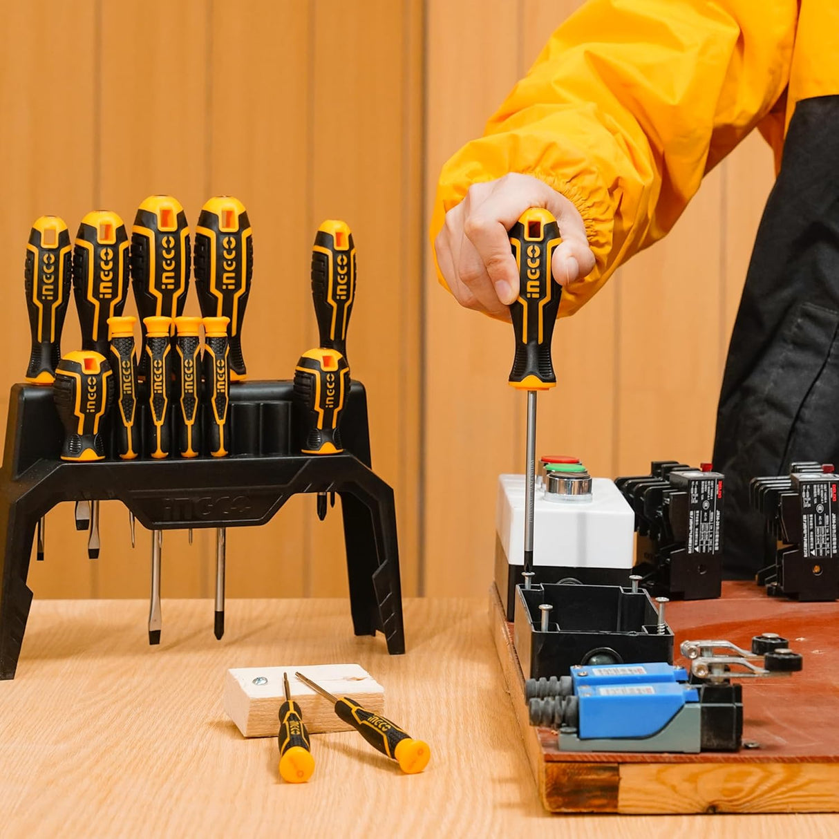 Ingco Screwdrivers Ingco 14 Pieces Screwdriver & Precision Screwdriver Set - HKSD1428