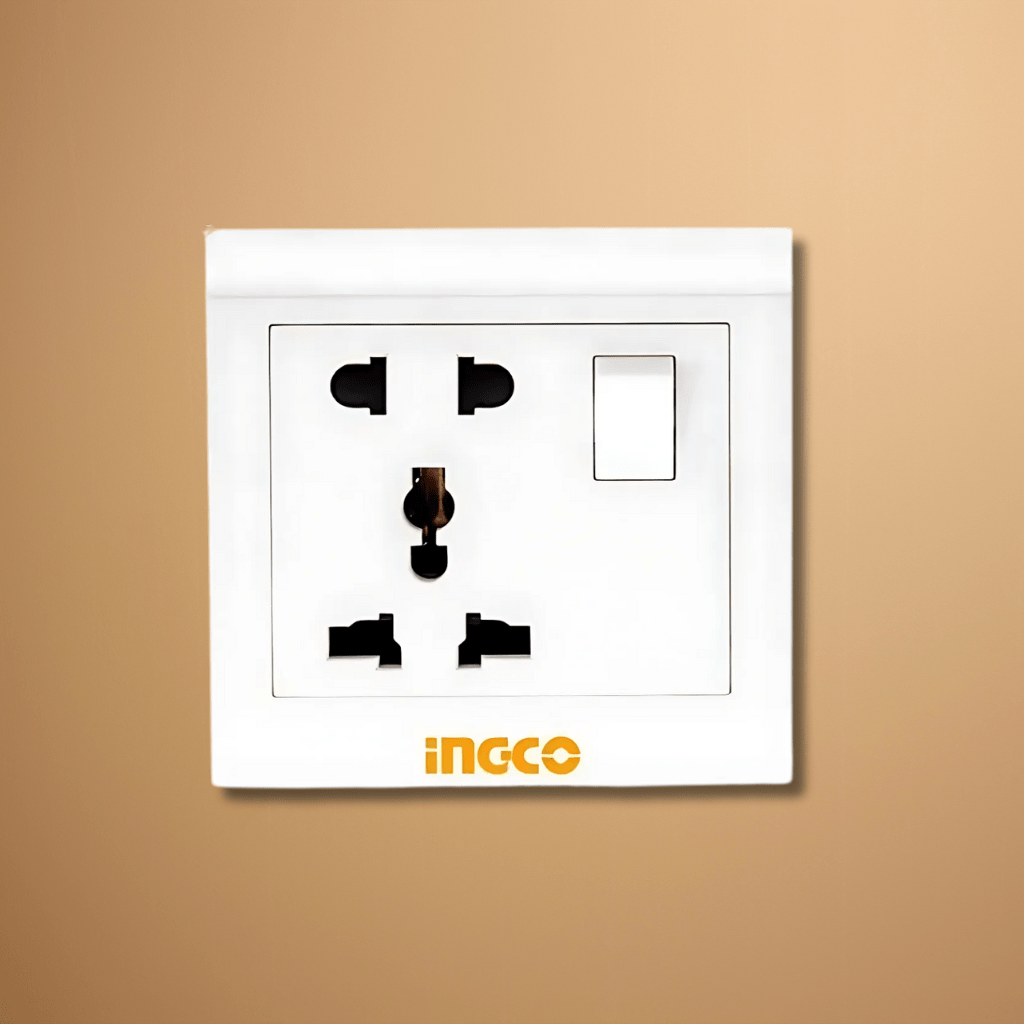 Ingco Switches & Sockets Ingco 16A 1-Gang 2 & 3 Pin Switched Universal Socket – HESST1116A