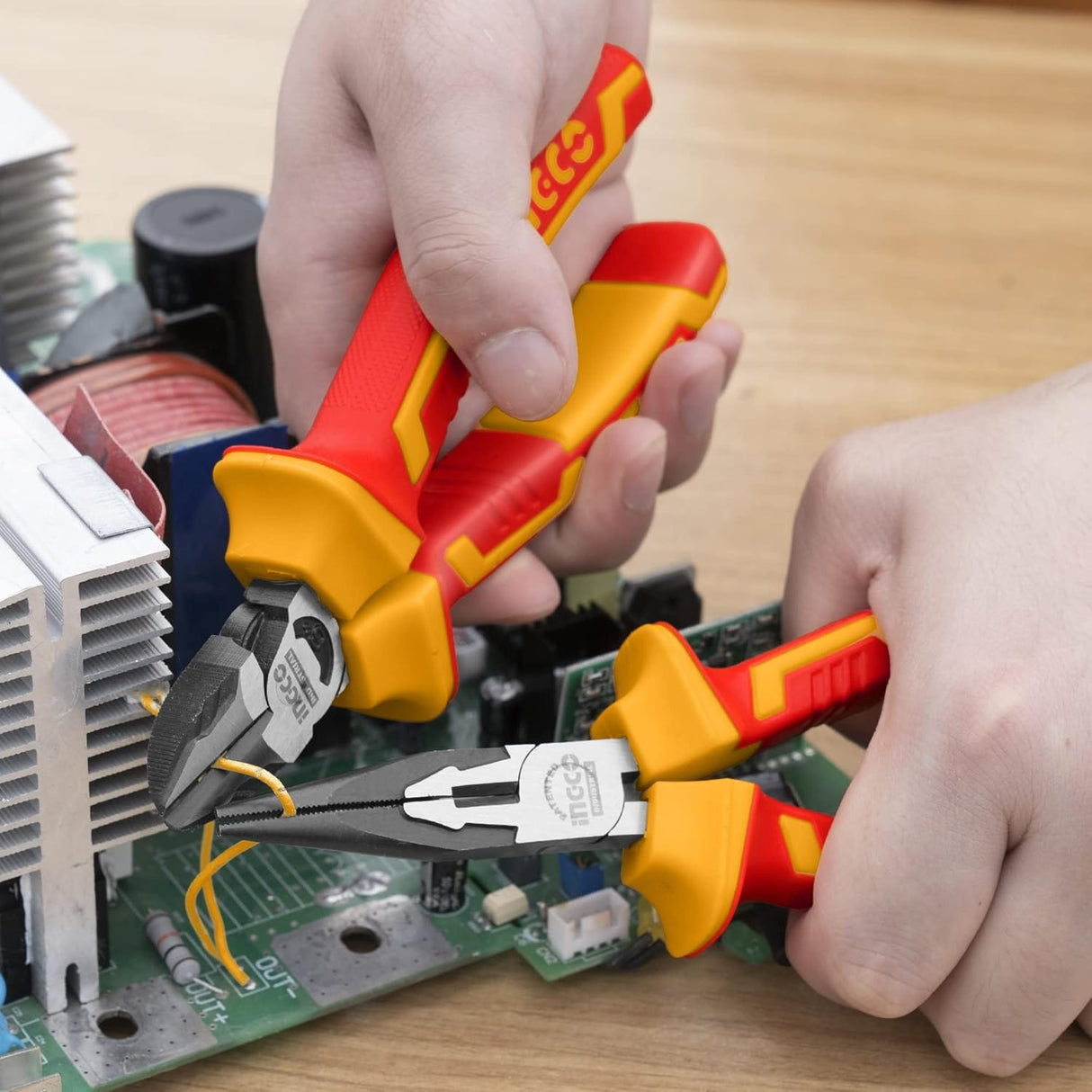 Ingco Pliers Ingco 3-Pieces Insulated Plier Set - HIKPS28318