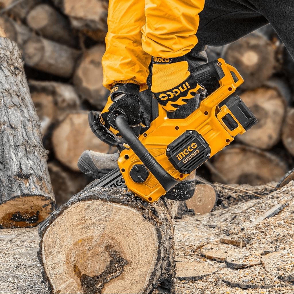 Ingco Chainsaw Ingco 8" Lithium-Ion Cordless Chain Saw with 20V 2.0Ah & Charger - CGSLI20851