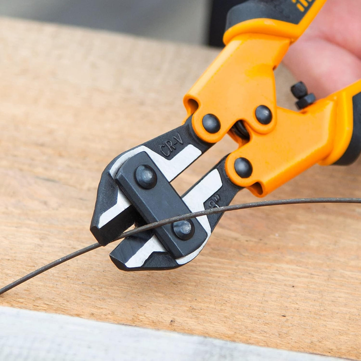 Ingco Hand Saws & Cutting Tools Ingco 8" Mini Bolt Cutter | 200mm | CRV Blade & PVC Grip - HMBC0808