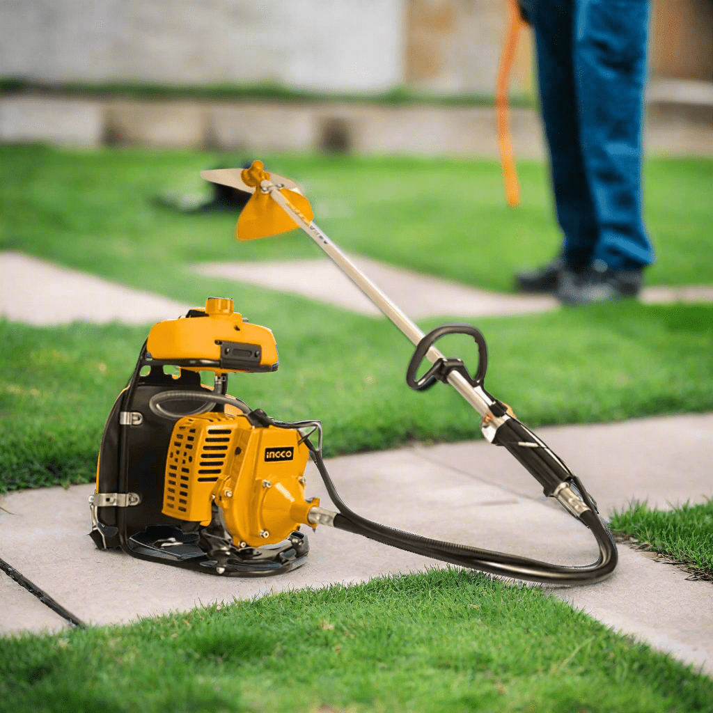 Ingco Trimmer Ingco Gasoline Grass Trimmer and Bush Cutter 30.5cc - GBC31261-2