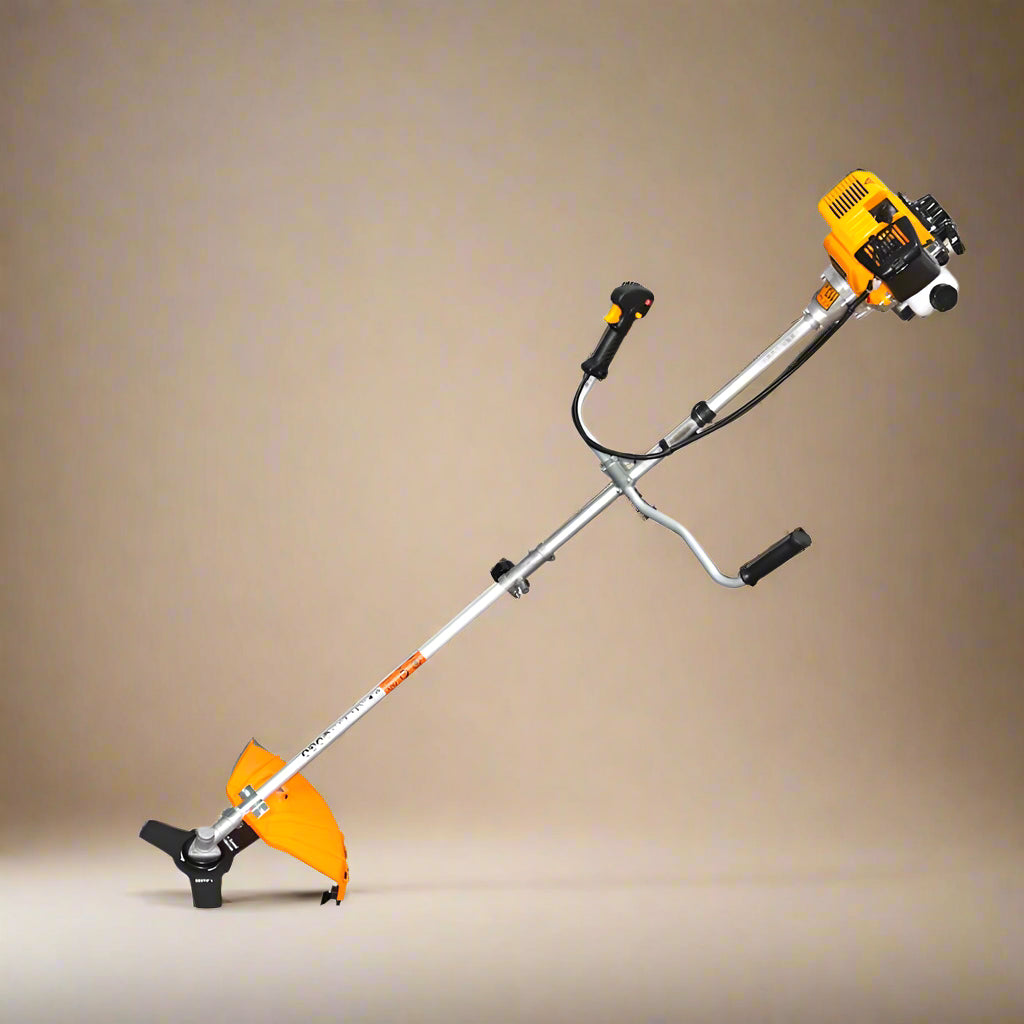 Ingco Trimmer Ingco Gasoline Grass Trimmer & Bush Cutter 1.1HP 31cc - GBC53144241