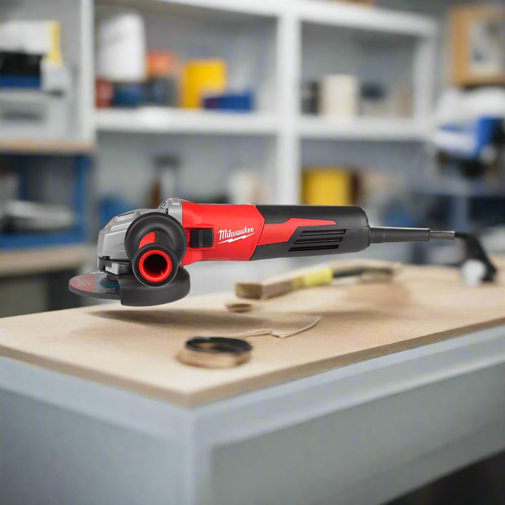 Milwaukee Grinder Milwaukee 5"/125mm Angle Grinder 1250W with AVS & Slide Switch - AGV 13-125 XE