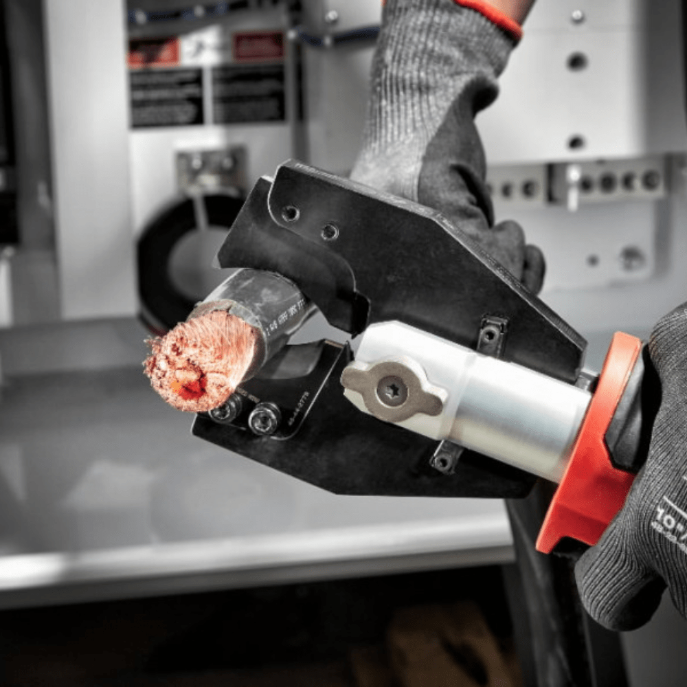 Milwaukee Specialty Power Tool Milwaukee M18™ FORCE LOGIC™ Hydraulic 35mm Cable Cutter 18V - M18 HCC-201C-CU