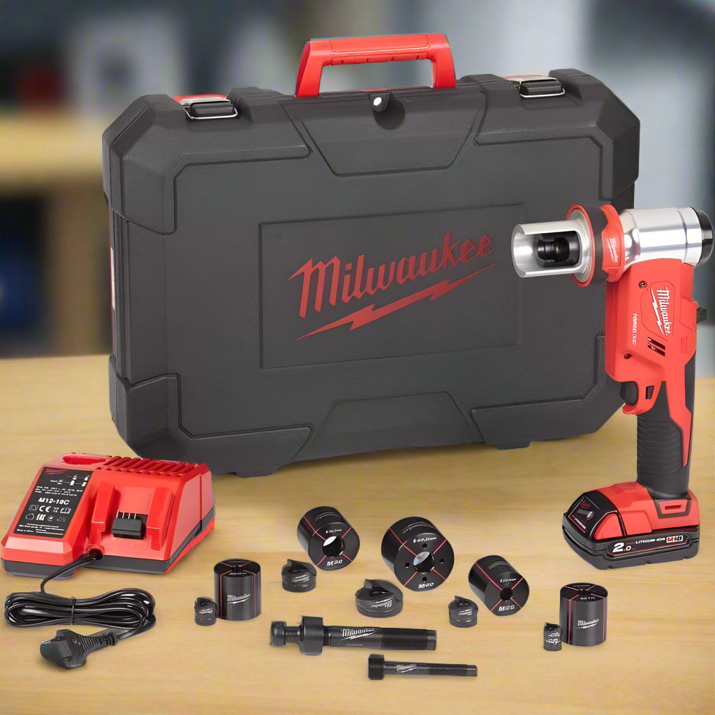 Milwaukee Drill Milwaukee M18™ FORCE LOGIC™ Hydraulic Knockout Punch 18V - M18 HKP-201CA