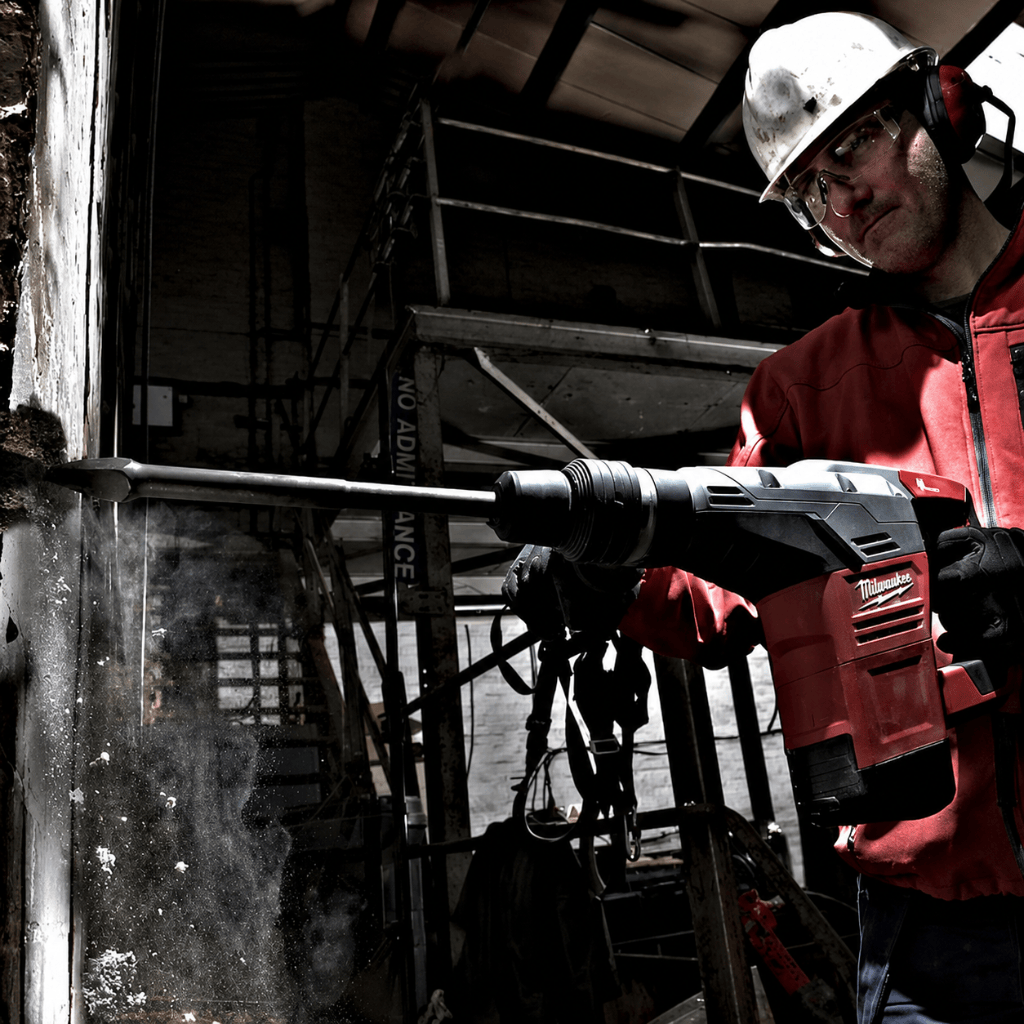 Milwaukee Demolition Hammer Milwaukee SDS-Max Demolition Breaker 1100W - K500ST