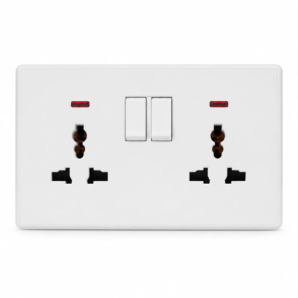 Wadfow WQKA9U5A white 2-gang universal switched socket with two outlets, rocker switches and LED indicators on a white background