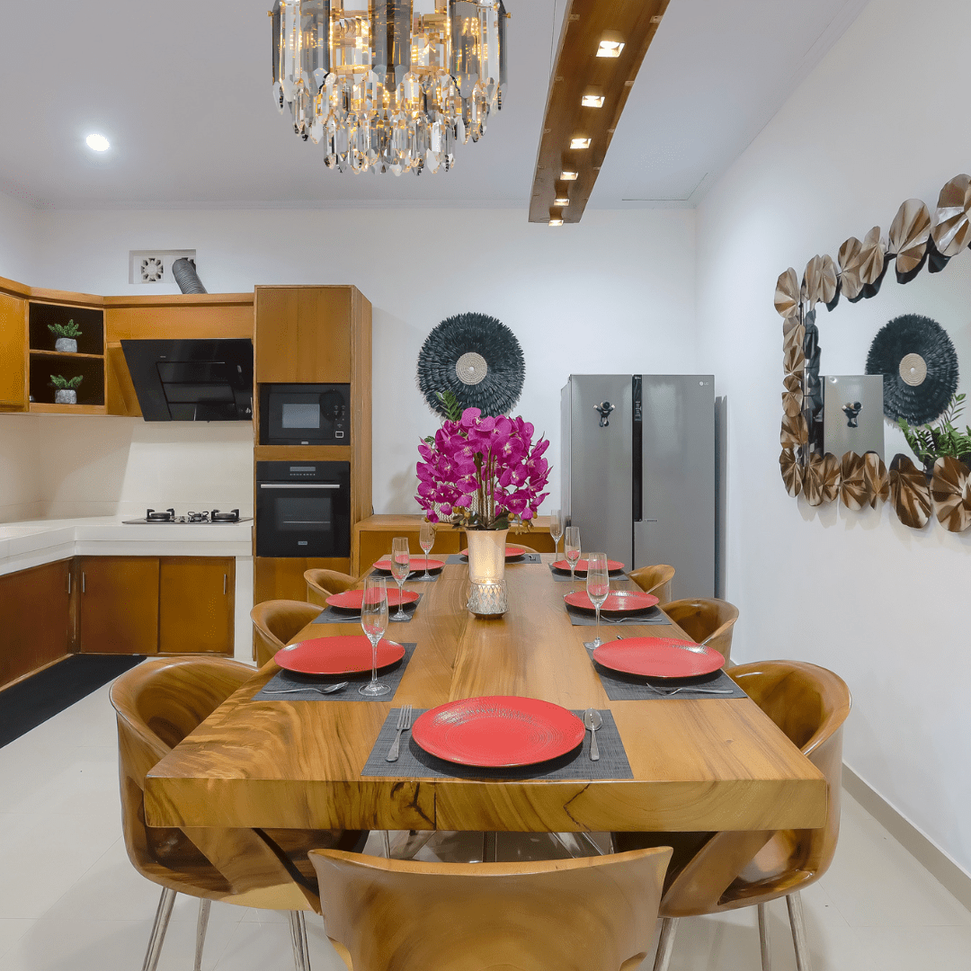 TKLD Pendant & Chandeliers Golden Tiered Radiance Chandelier Ceiling Light with Alternating Crystal Hues - 40W