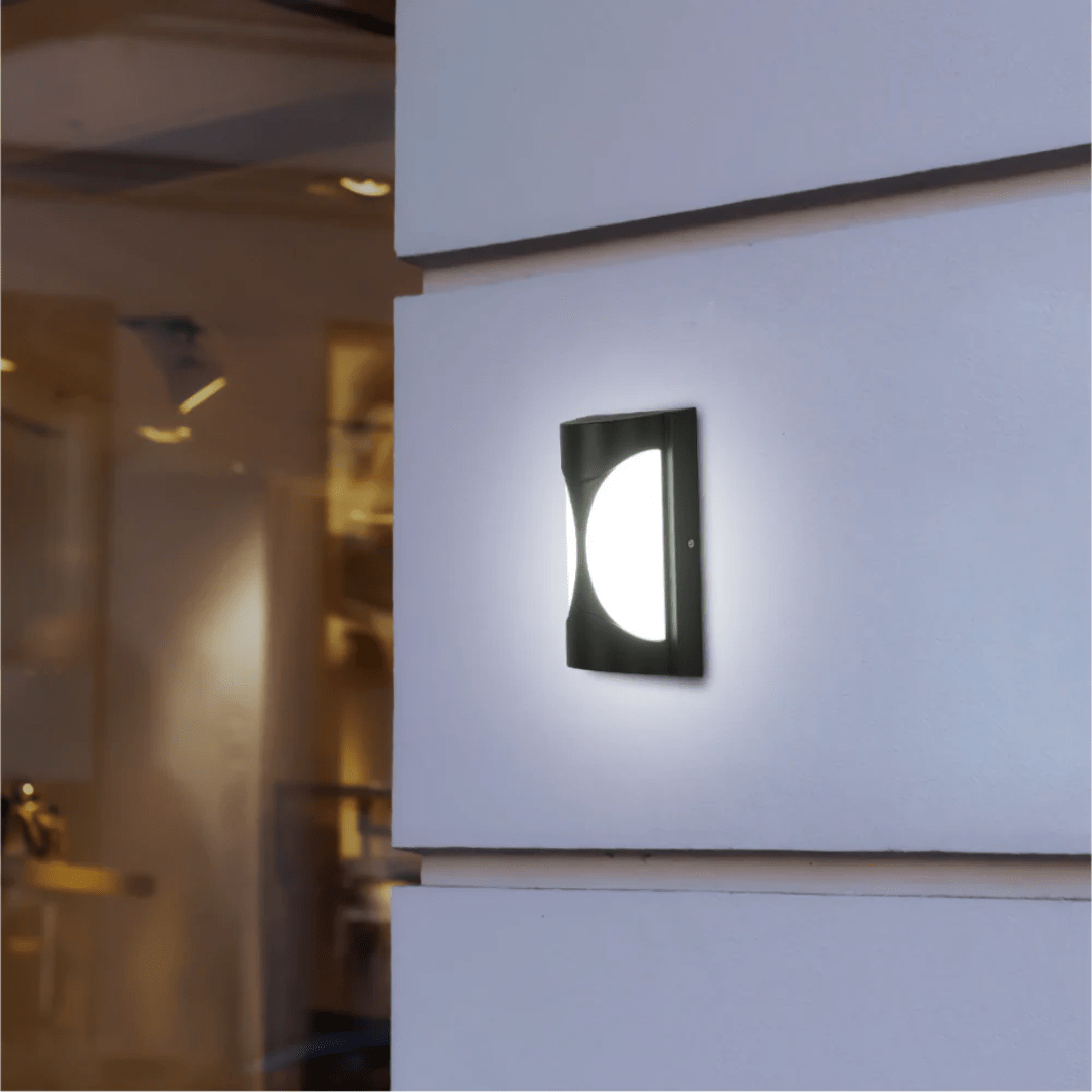 TKLD Pendant & Chandeliers Hourglass Black Plastic LED Outdoor Wall Light - 24W