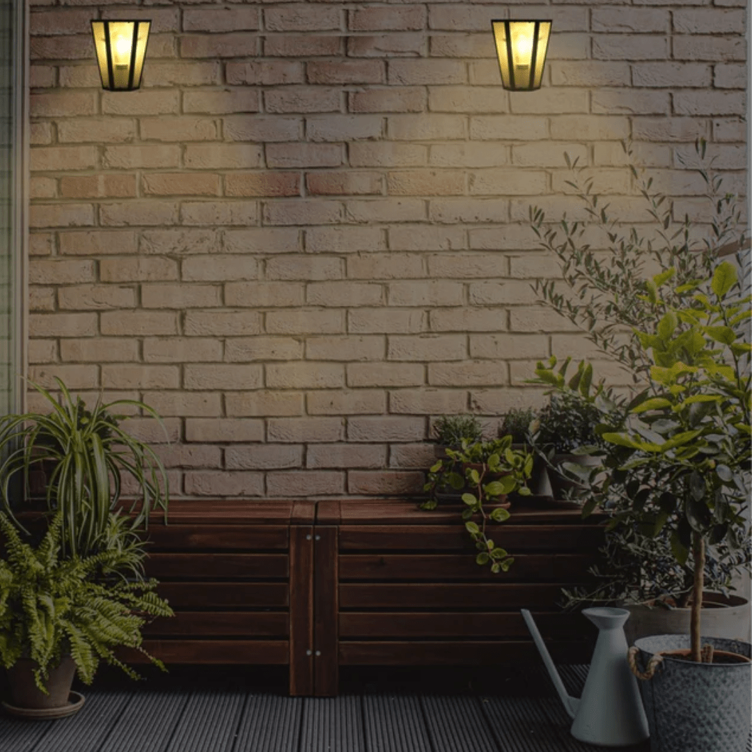 TKLD Wall & Sconce Lights Modern Matt Black & White Clear Glass Lantern Trapezium E27 Wall Lamp - 60W