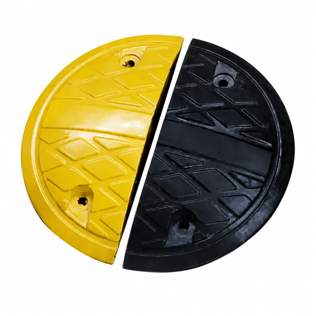 Wadfow Specialty Safety Equipment Wadfow 2-Piece Black and Yellow Rubber Speed Bump End Set - WYJ5A05