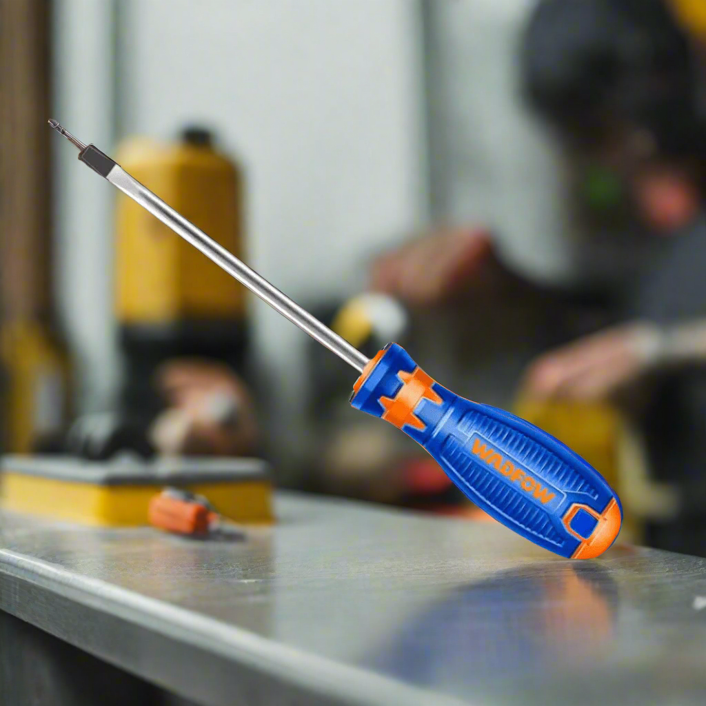 Wadfow Screwdrivers Wadfow 8.0x200mm Slotted Screwdriver - WSD1288