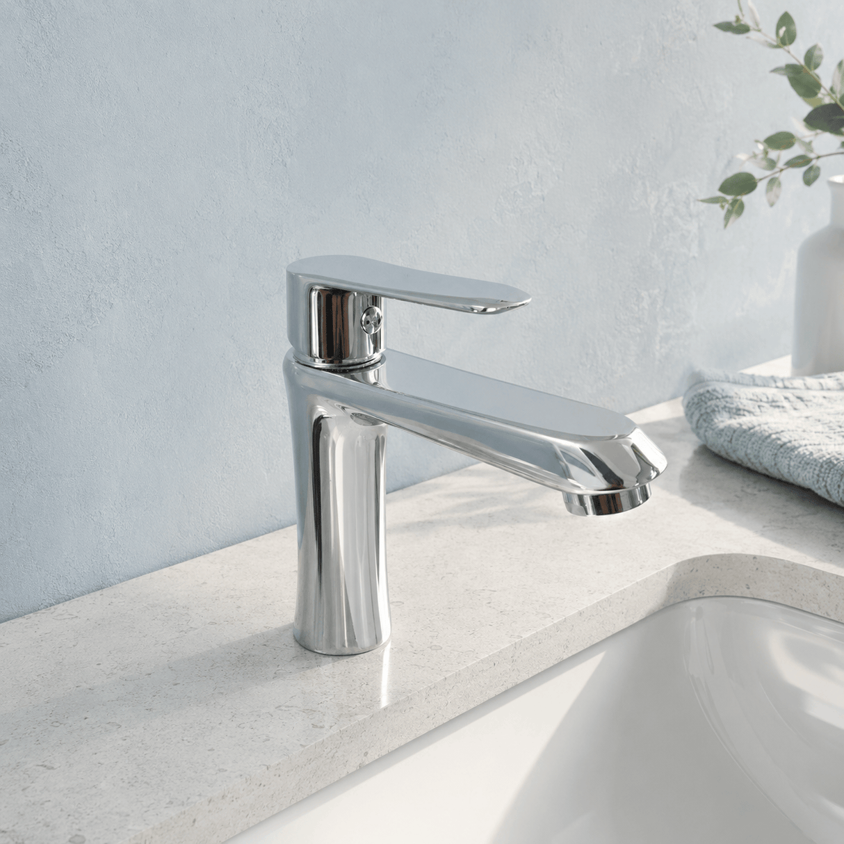 Wahkit Bathroom Faucet Wahkit Chrome Curved Body Basin Mixer Tap in Zinc Alloy - K-8985