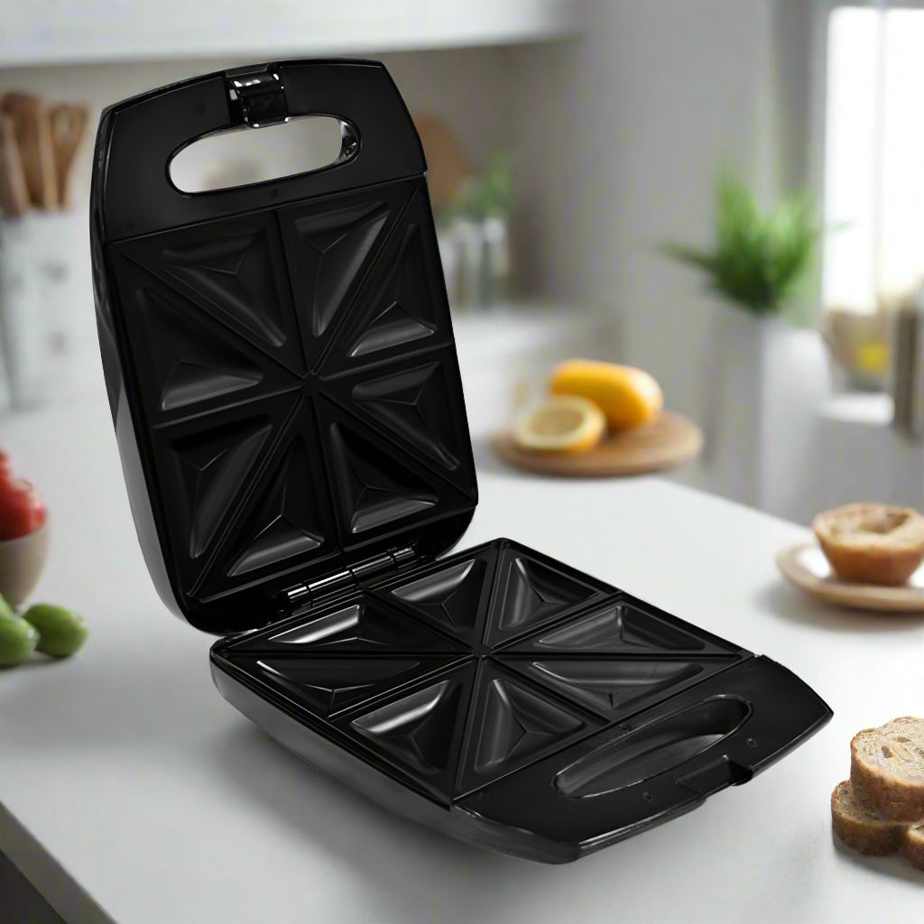 Akai Kitchen Appliances Akai 4 Slice Sandwich Maker 1200W - SM017A-30S