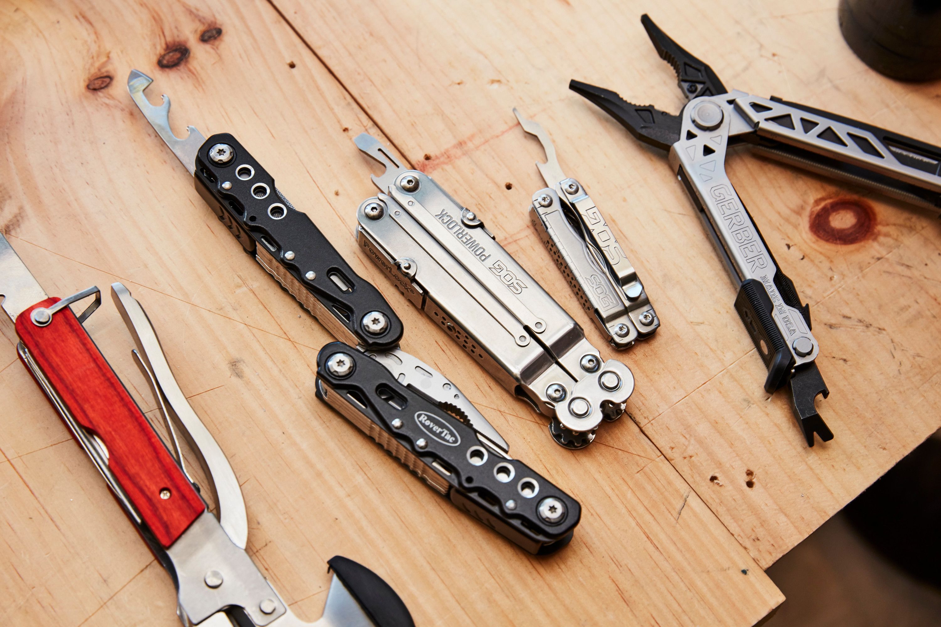 Multi Tools & Knives