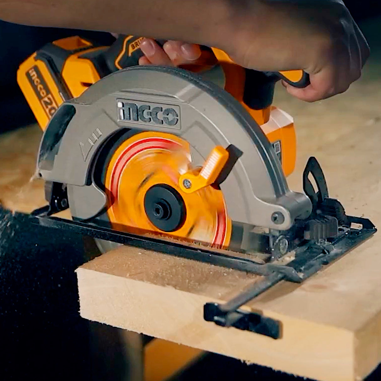 Ingco 7" Cordless Circular Saw 20V with 4.0Ah Battery & Charger – CSLI18511