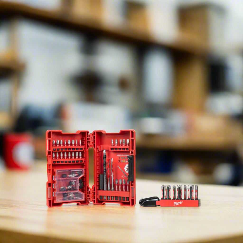 Milwaukee 55 Piece ShockWave Impact Duty Drill & Drive Set With Carabiner - 4932479855