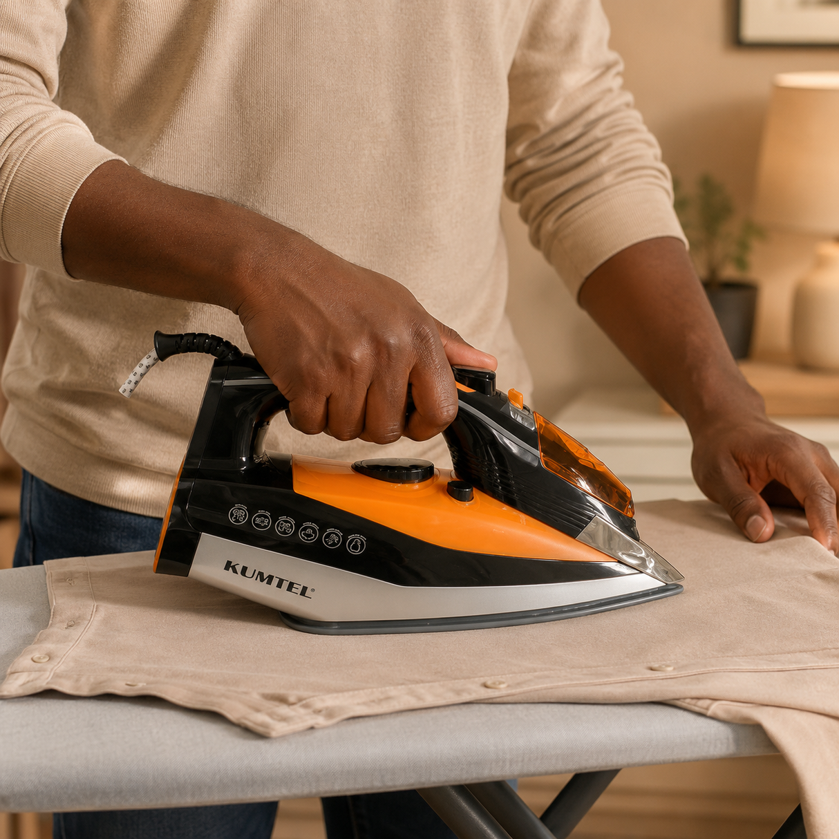 Kumtel Non-Stick Steam Iron with Vertical Steam 2500W - HMU-02