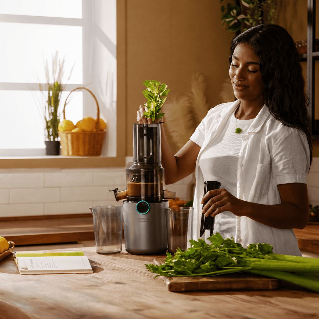 Cecotec Juice&Live Slim Cold-Press Juicer 200W with 82mm Feed Chute - 101572