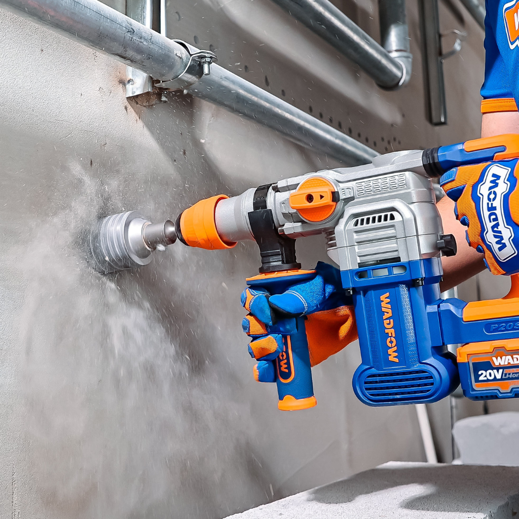 Wadfow 20V Cordless Rotary Hammer 28mm With Two Batteries - WLM1B282
