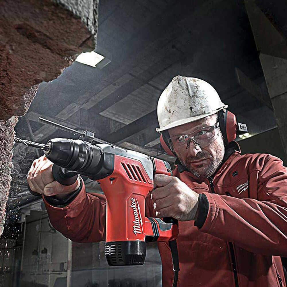 Milwaukee 28mm 800W SDS-Plus L-Shaped Hammer Drill - PLH 28 E