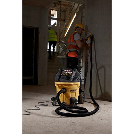 DeWalt Industrial Cleaning Equipment DeWalt 38L Construction Dust Extractor 1400W - DWV902M-GB