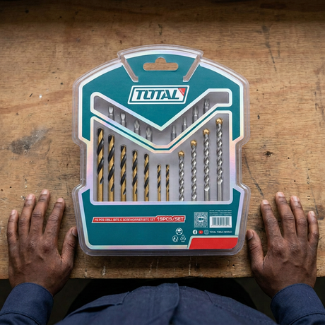 Face-hidden view of the Total drill and screwdriver bit set