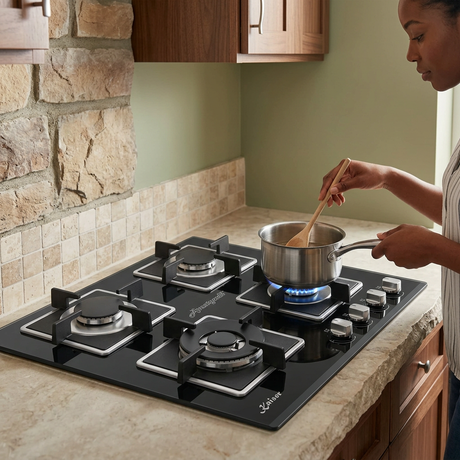 Face-visible cooking scene with the Kaiser four-burner hob