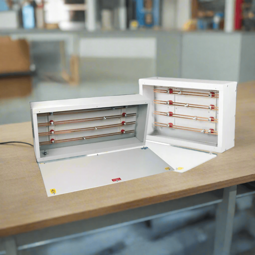 Indoasian Load Centers & Circuit Protection Indoasian Busbar Chamber 400A IP3X - 2ft & 3ft