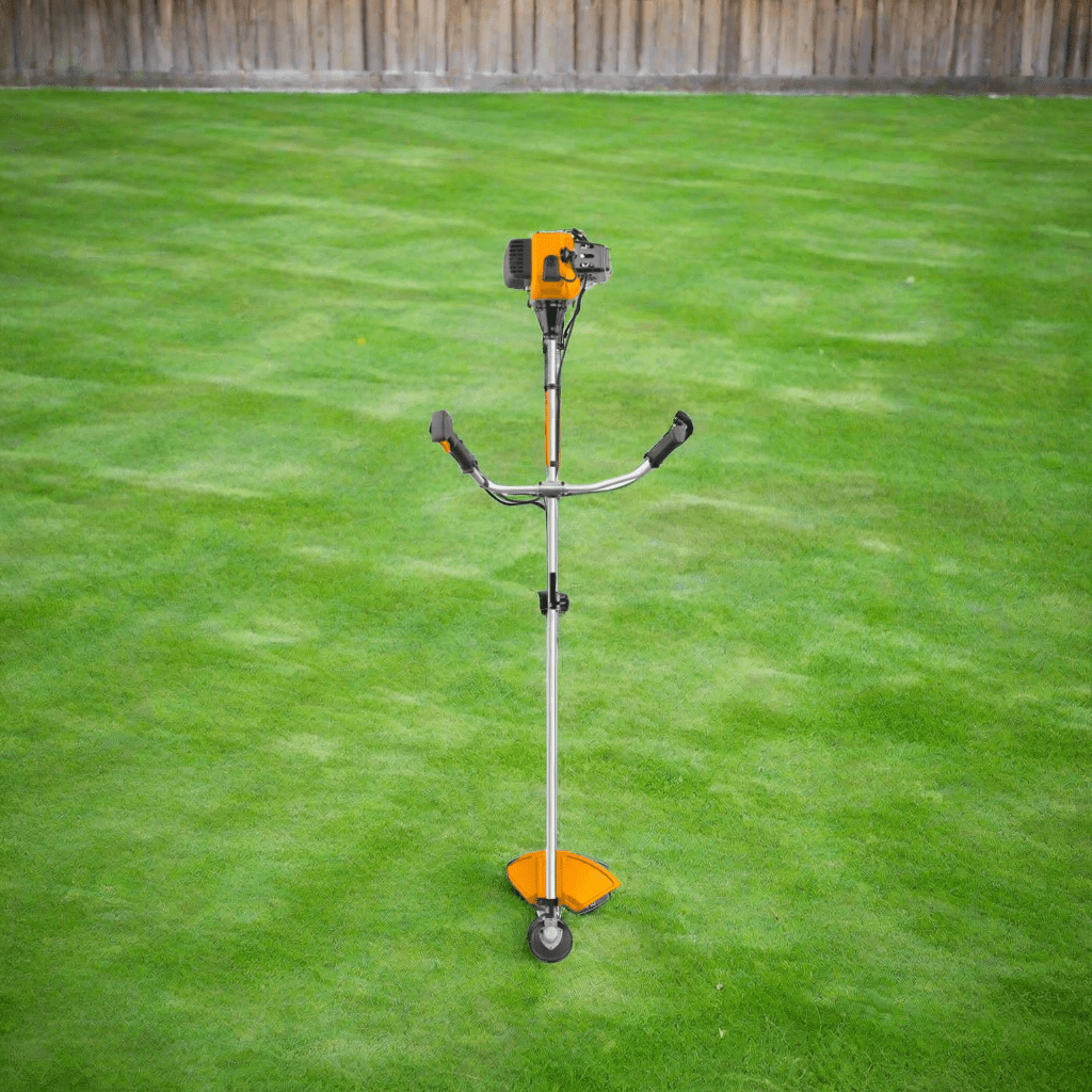 Ingco Trimmer Ingco 17" Gasoline Grass Trimmer and Bush Cutter 1.5Kw(2HP) - GBC45441