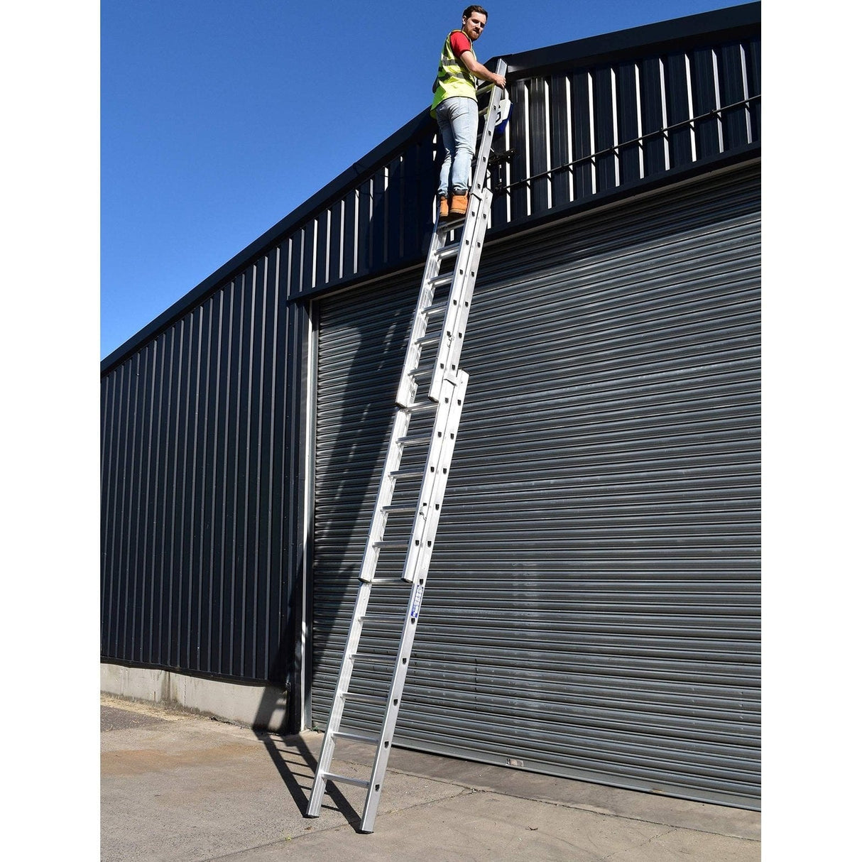 Ingco Ladder Ingco 3 Section Extension Ladder 3 x 9 - HLAD03391