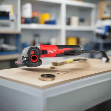 Milwaukee Grinder Milwaukee 5"/125mm Angle Grinder 1250W with AVS & Slide Switch - AGV 13-125 XE