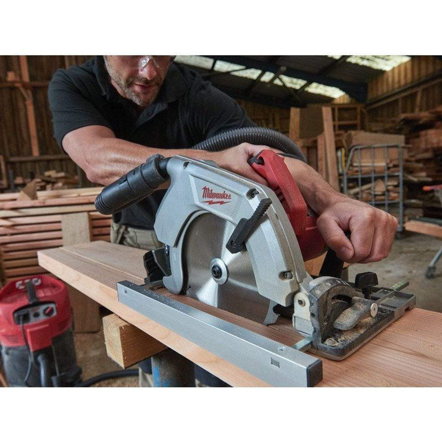 Milwaukee Circular Saw 235mm 2200W CS 85 SB Supply Master Accra Ghana