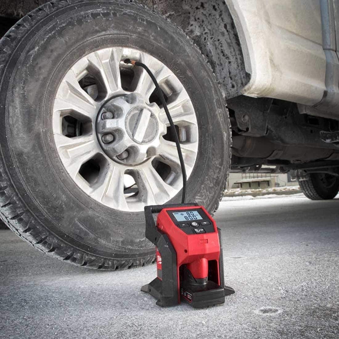 Milwaukee Automotive Accessories & Maintenance Milwaukee M12™ Cordless Sub Compact Inflator 12V - M12 BI-0