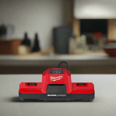 Milwaukee Batteries & Chargers Milwaukee M18™ 18V Dual Bay Super Charger - M18DBSC