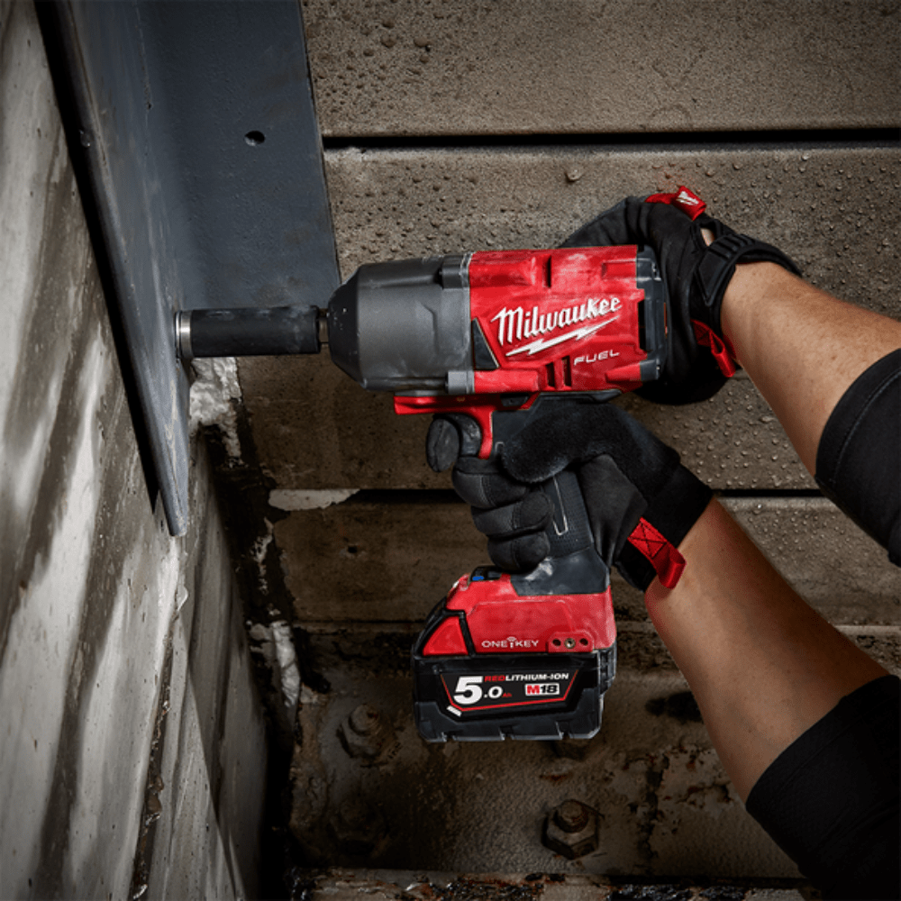 Milwaukee Impact Wrench & Driver Milwaukee M18 FUEL™  Cordless ½˝ High Torque Impact Wrench with Friction Ring 18V - M18 CHIWF12-502X