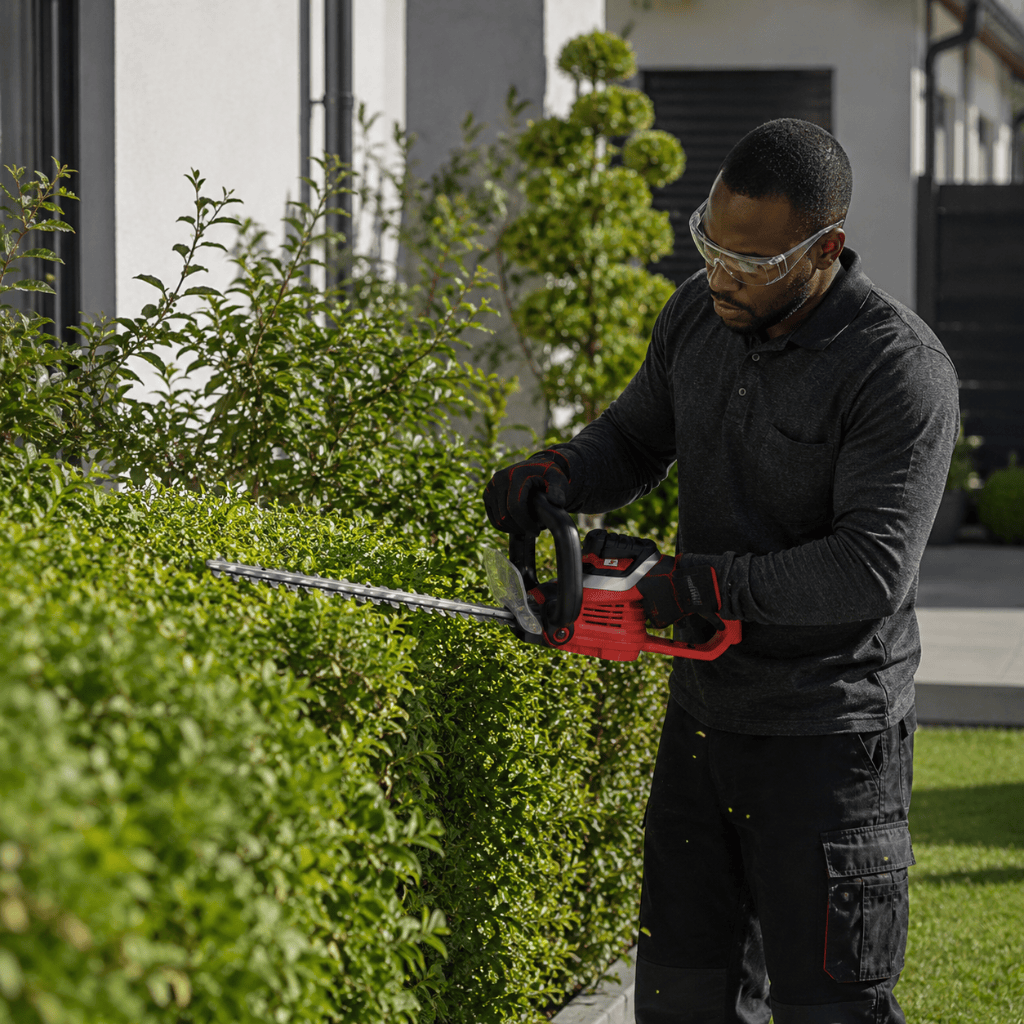 NRG Trimmers NRG Professional Electric Hedge Trimmer 600W - NT600