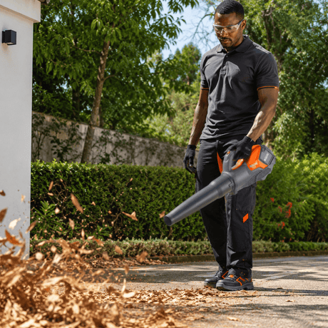 Oleo-Mac Blower Oleo-Mac 40V Cordless Leaf Blower without Battery & Charger - BVI60