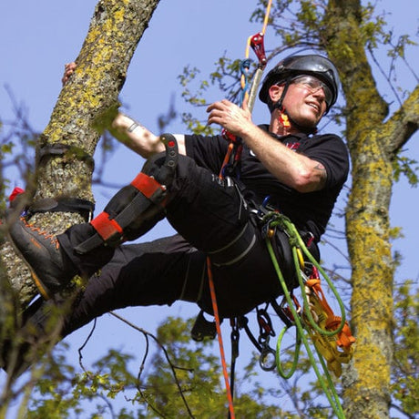 PPE Adhesives & Tapes Climbing Safety Harness Belt with Adjustable Lanyard