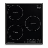 Kaiser Grand Chef KCT 4746 FI 45cm three-zone black induction hob on a white background