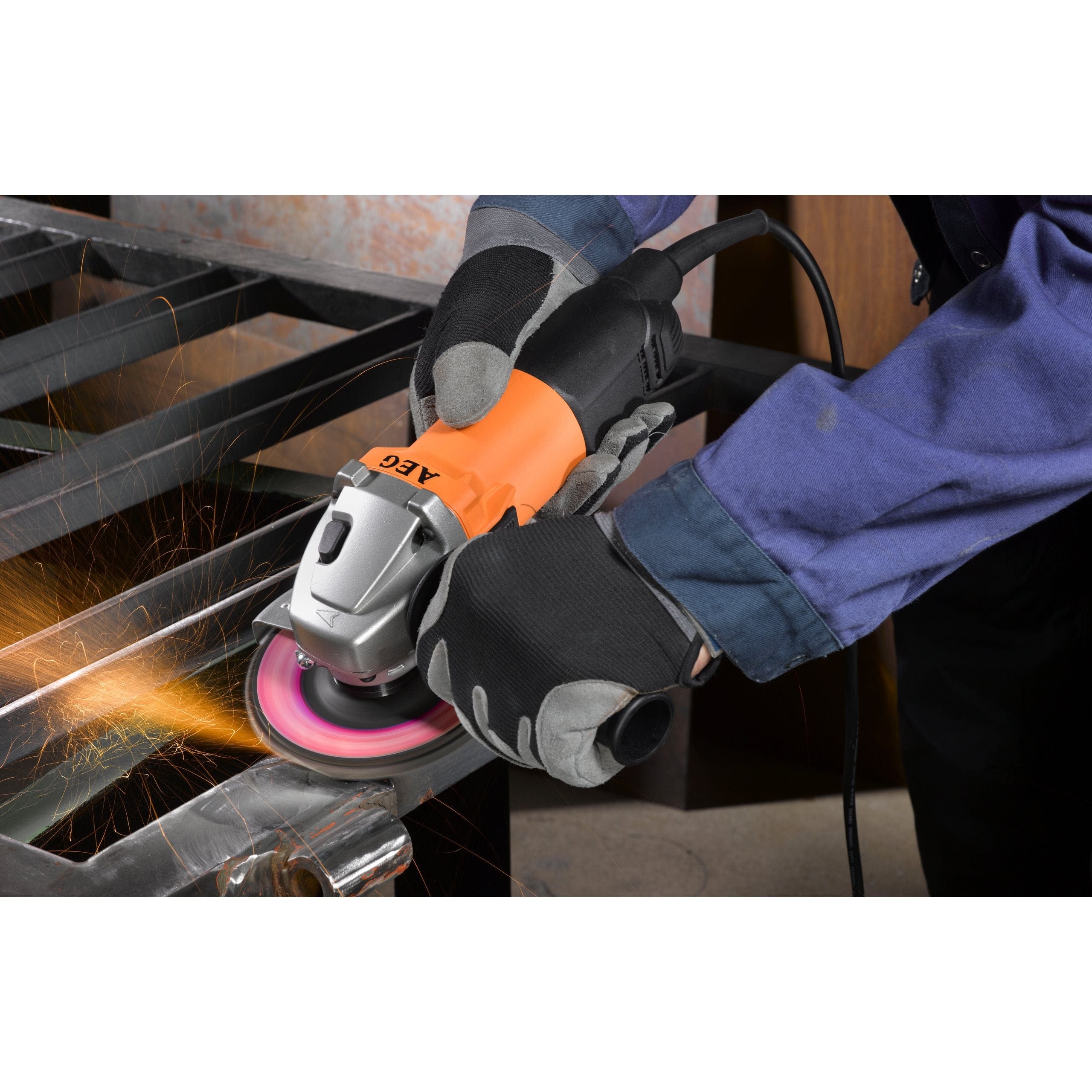 AEG 4.5" (115mm) Angle Grinder 800W - WS8-115 | Supply Master Accra, Ghana Grinder Buy Tools hardware Building materials