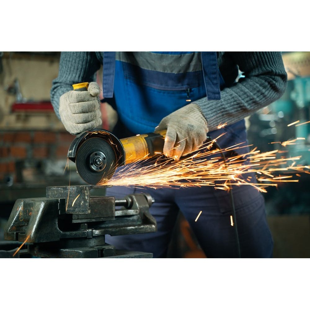 Ingco 4.5"/115mm Lithium-Ion Cordless Angle grinder - CAGLI1151 | Supply Master | Accra, Ghana Grinder Buy Tools hardware Building materials