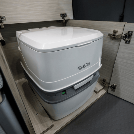 Supply Master Toilet & Urinal Thetford Outdoor Portable Toilet 21L Porta-Potty for Camping, Travel, indoor & Other Recreation - PORTA POTTI 165