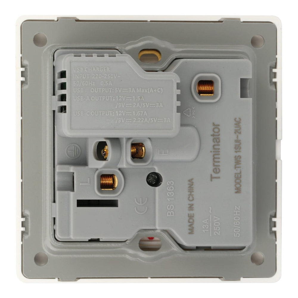 Socket Terminator Bus Buy Terminator Universal Socket With USB-A & USB-C Outlet - TWS 1SUI ...